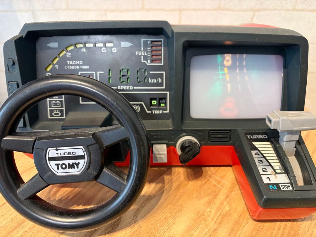 TOMY トミー NEW ドライビングターボ レトロ ゲーム ハンドル操作型玩具