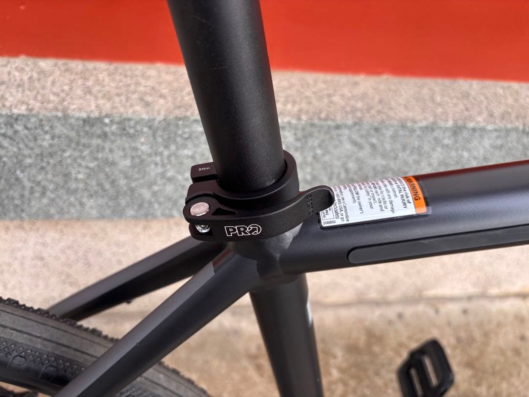 自転車本体 CANNONDALE. BADBOY2