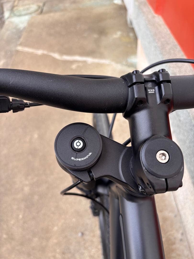 自転車本体 CANNONDALE. BADBOY2