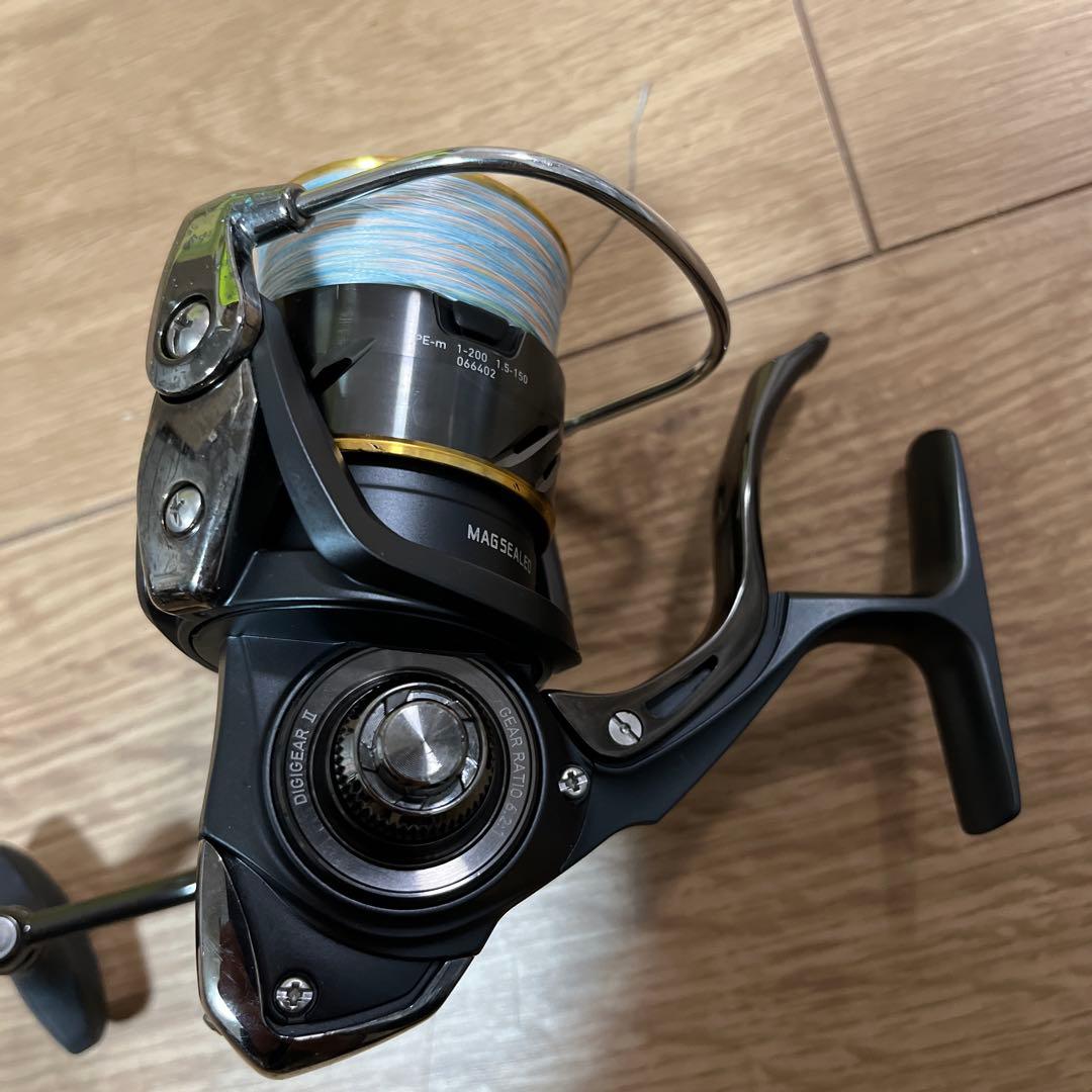 SWITCH HITTER SH-L80 スピニングリール