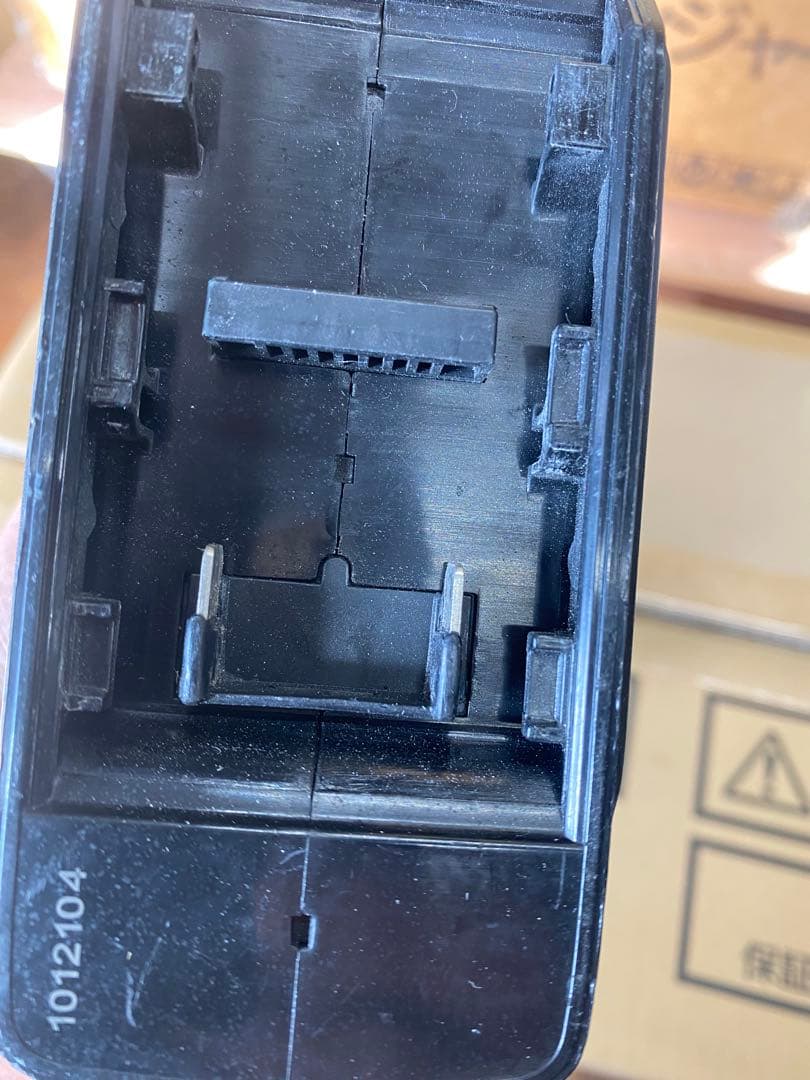 中古EZ37C6 Panasonic LEDハンディライト 14.4V/18V