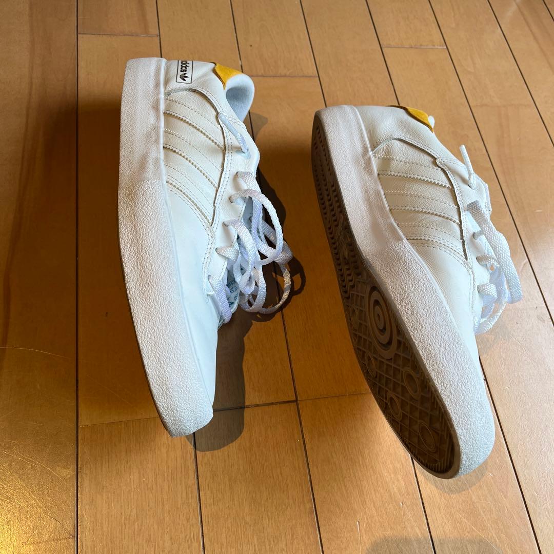 adidasスケートボードシューズ（29㎝）