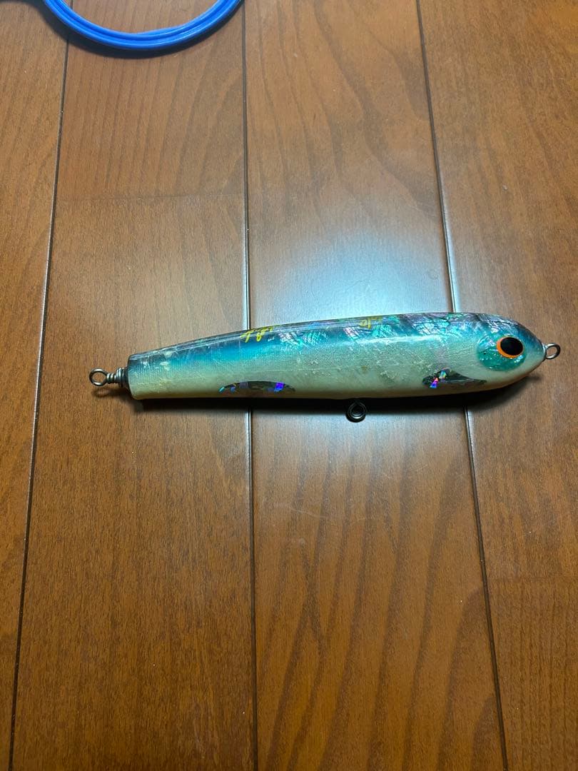 エルロロ　貝田ルアー　アバロン