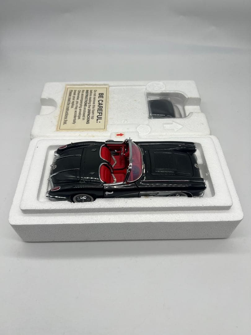 No128 ミニカー1/24箱ありChevrolet Corvette