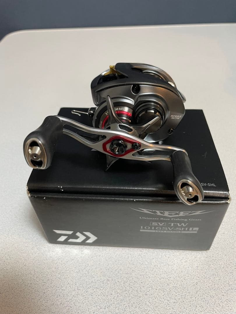 Daiwa STEEZ SVTW1016L-SV-SH ベイトリール