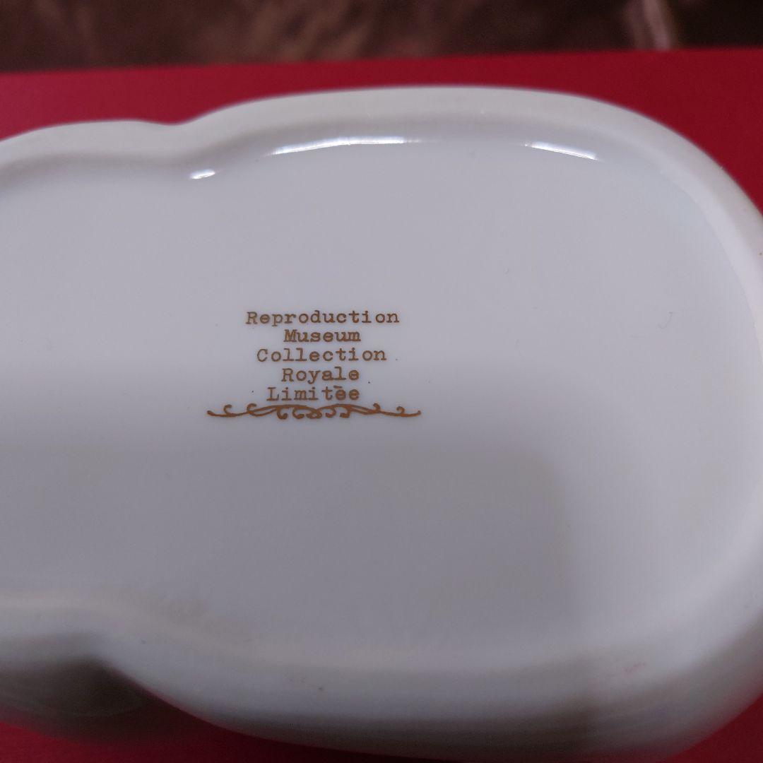 ウサギ型小物入れ　Reproduction Museum Collection
