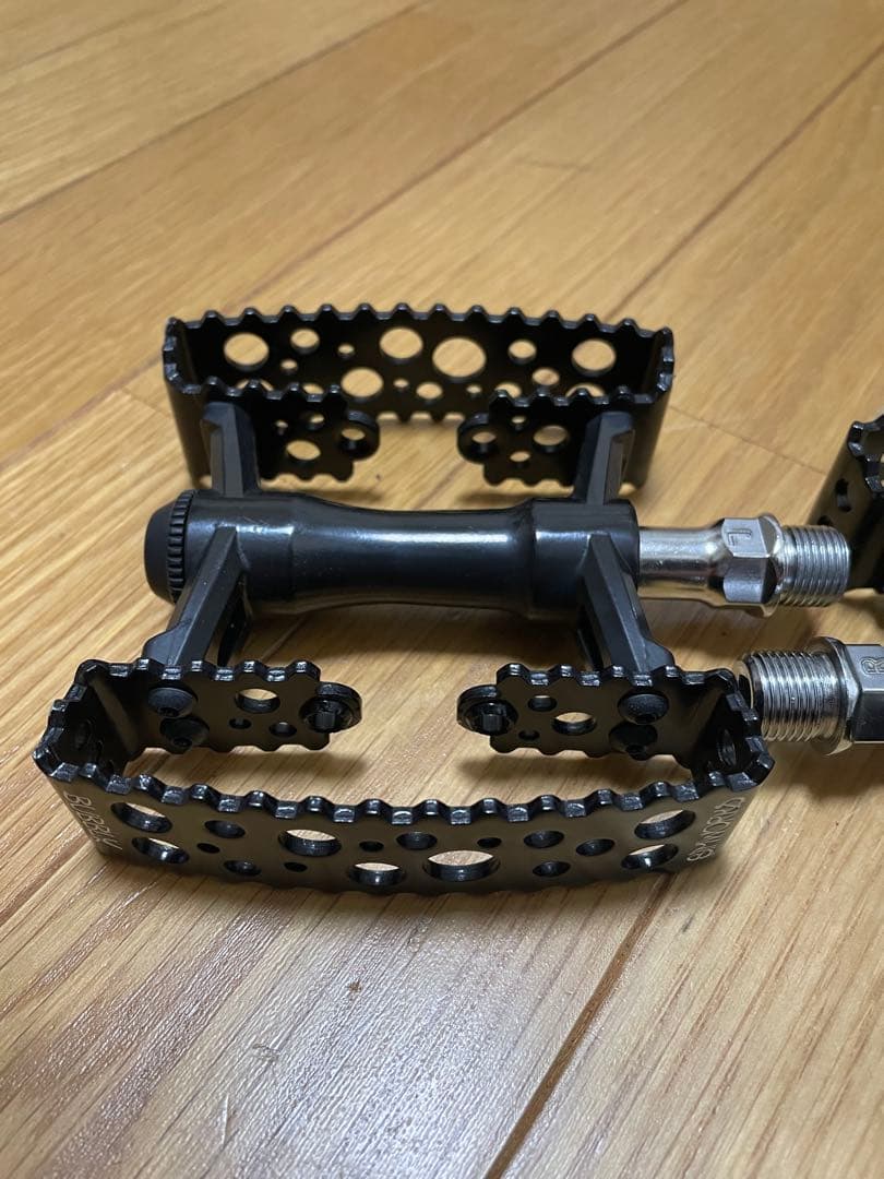 simworks bubbly pedal mks フラットペダル ブラック