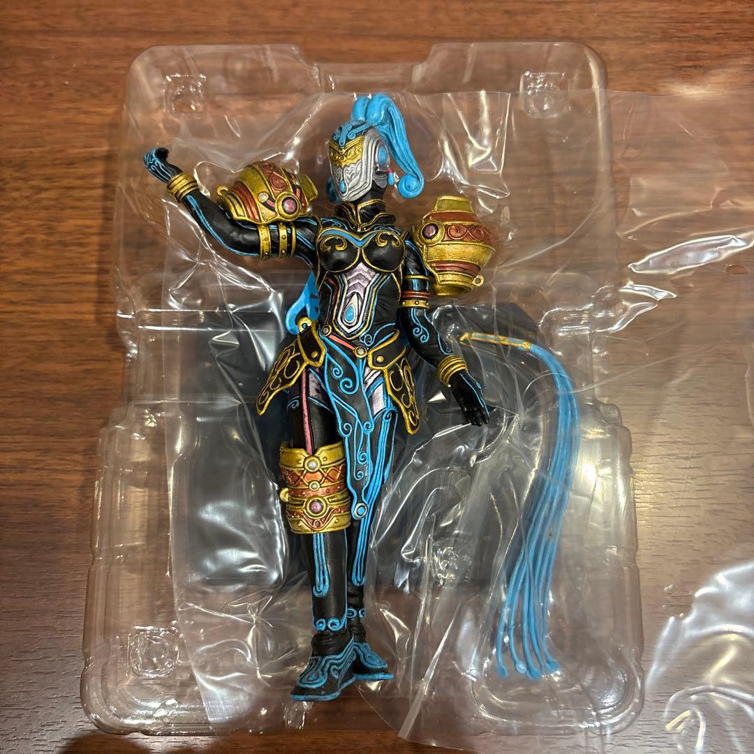 中古品 フィギュアーツ zero アクエリアスゾディアーツ