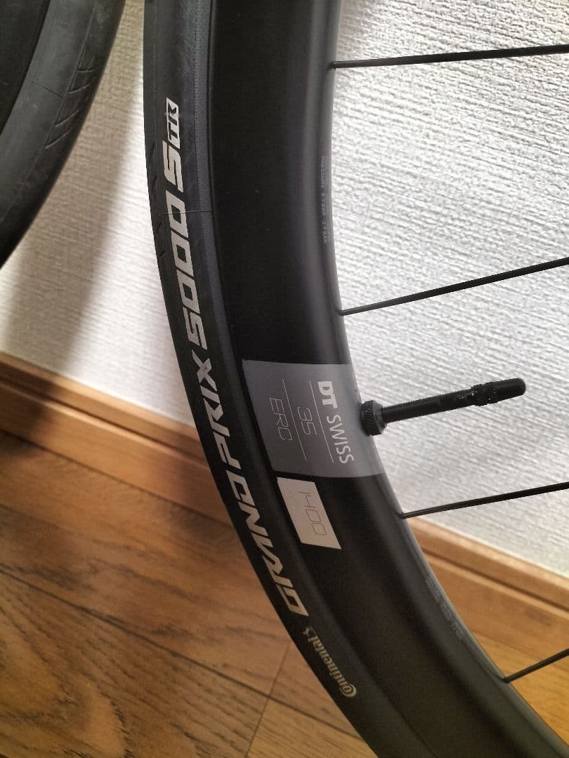 DT SWISS ERC1400-35カーボンホイール前後セット