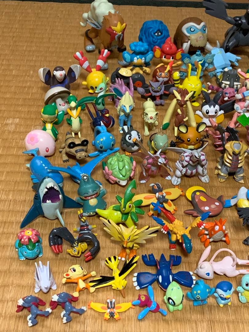 【激レア】特大ギラティナ モンコレDX 立体ポケモン図鑑500体まとめ売り