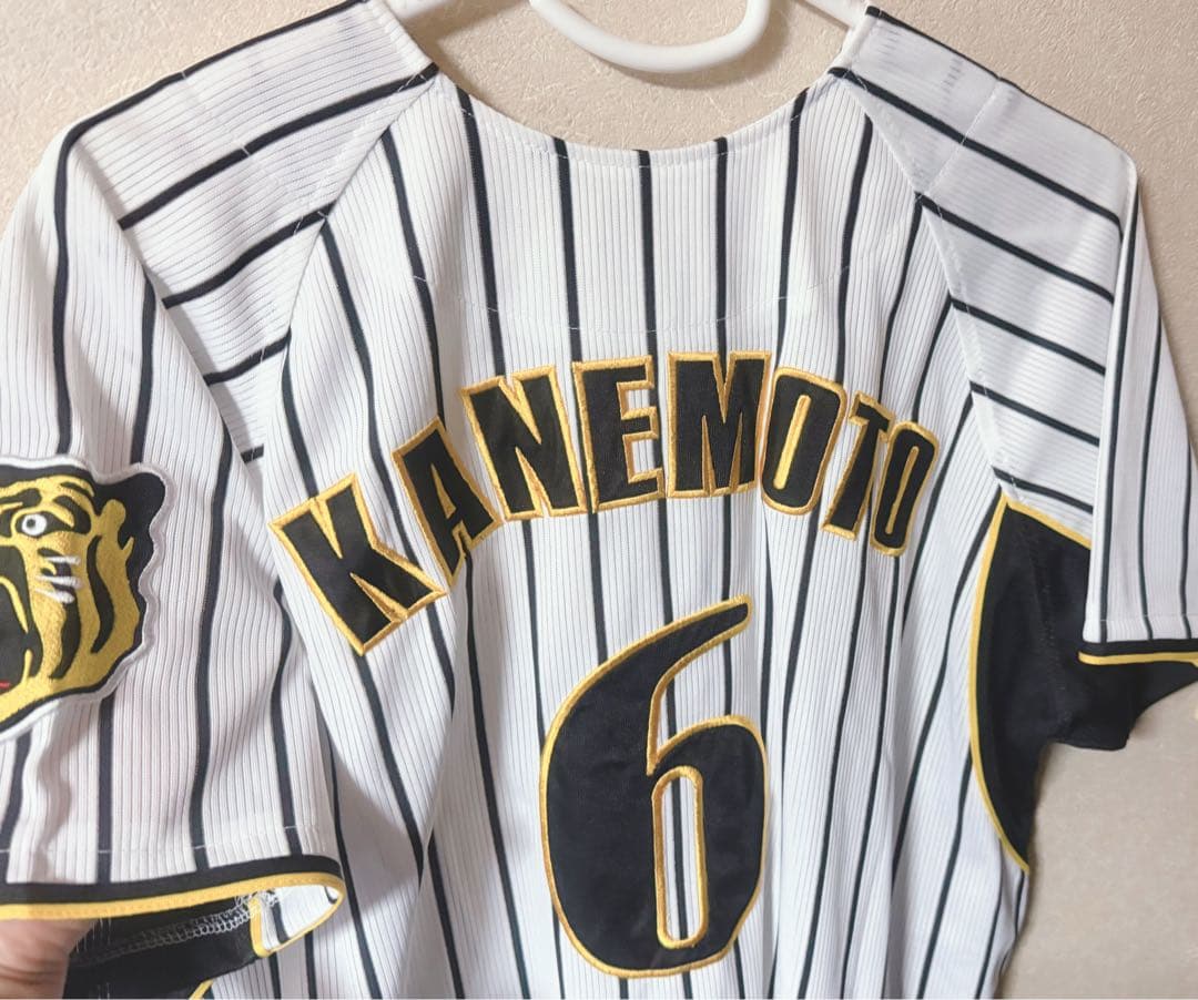 阪神タイガース　金本知憲6 レプリカユニフォーム　LLサイズ