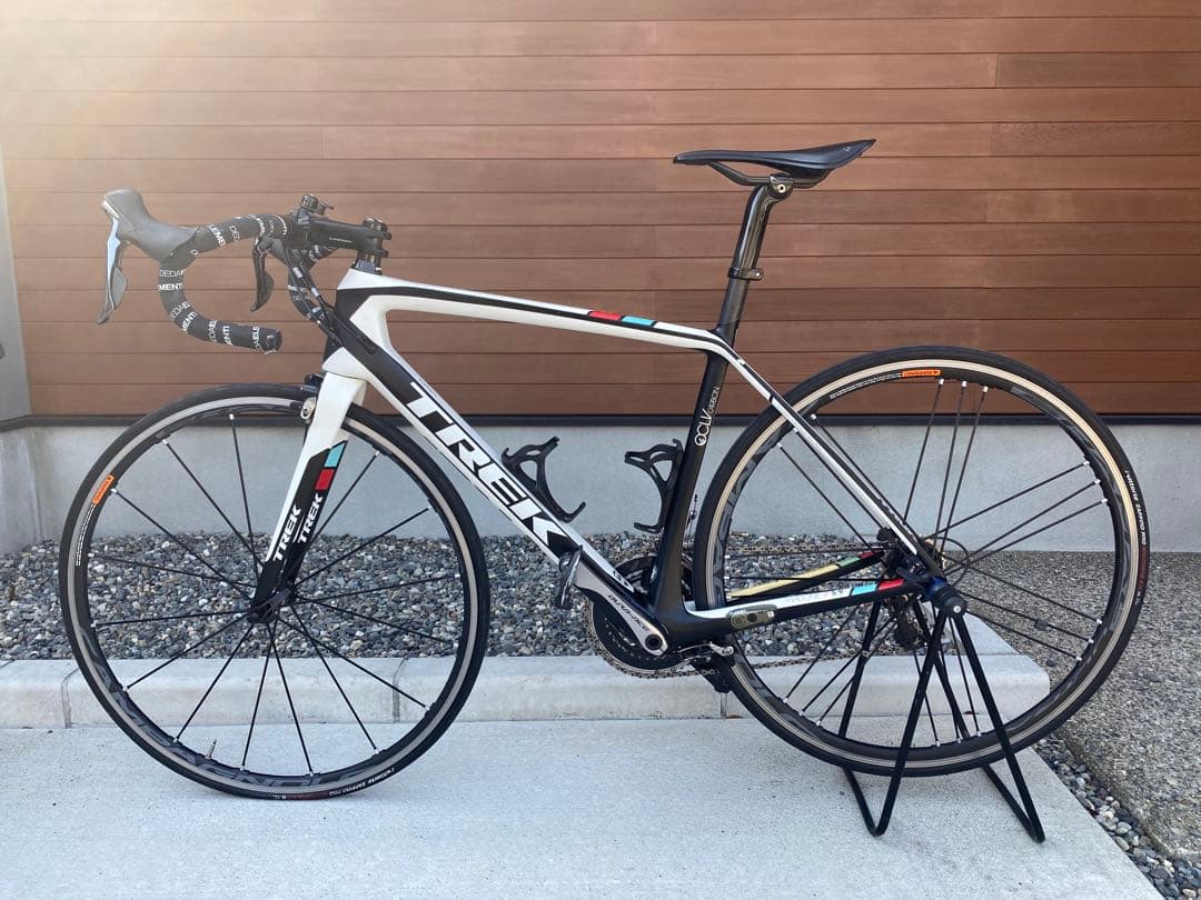 Trek madone 5.9 ロードバイク 700C カーボンフレーム