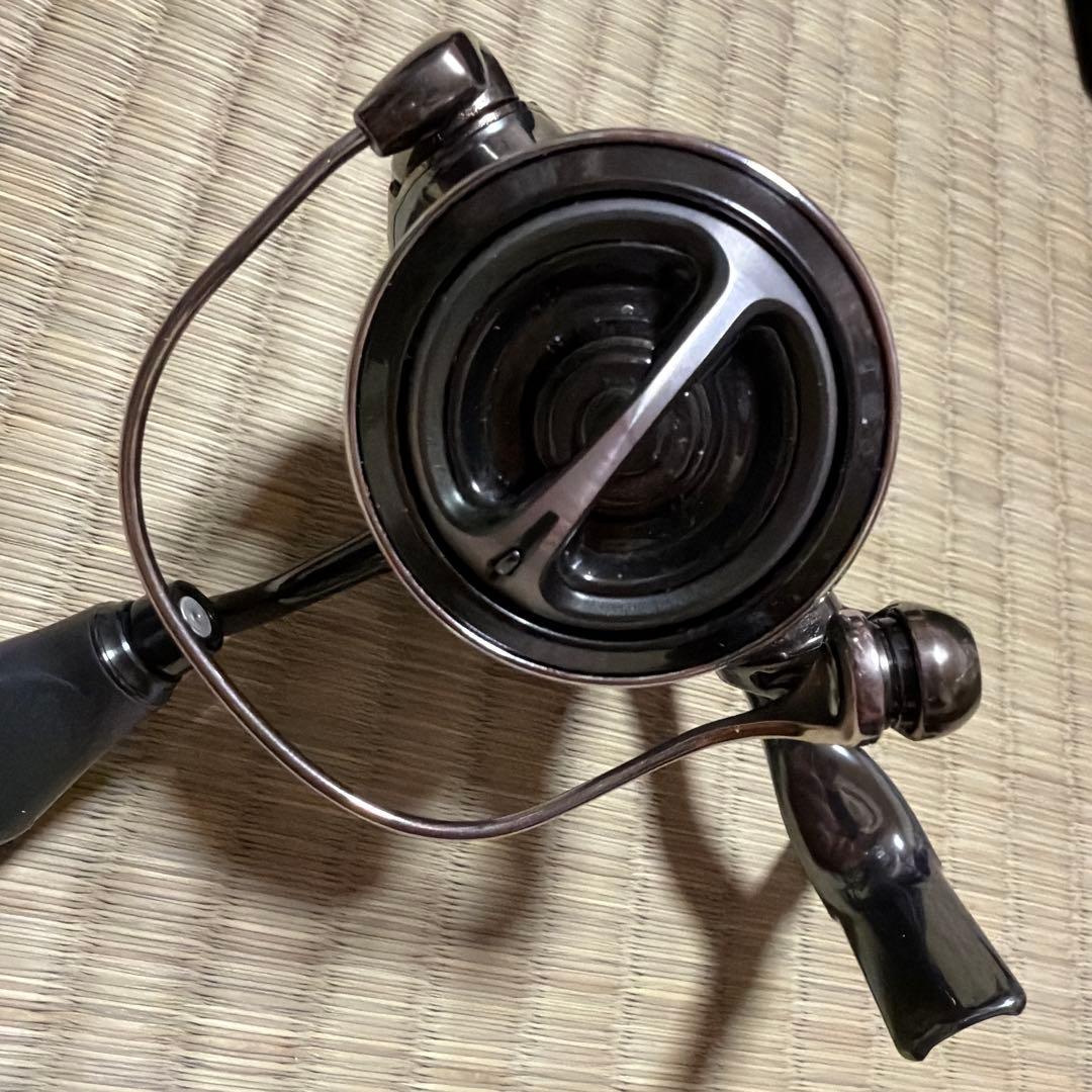 SHIMANO ステラ 22 C2000SHG