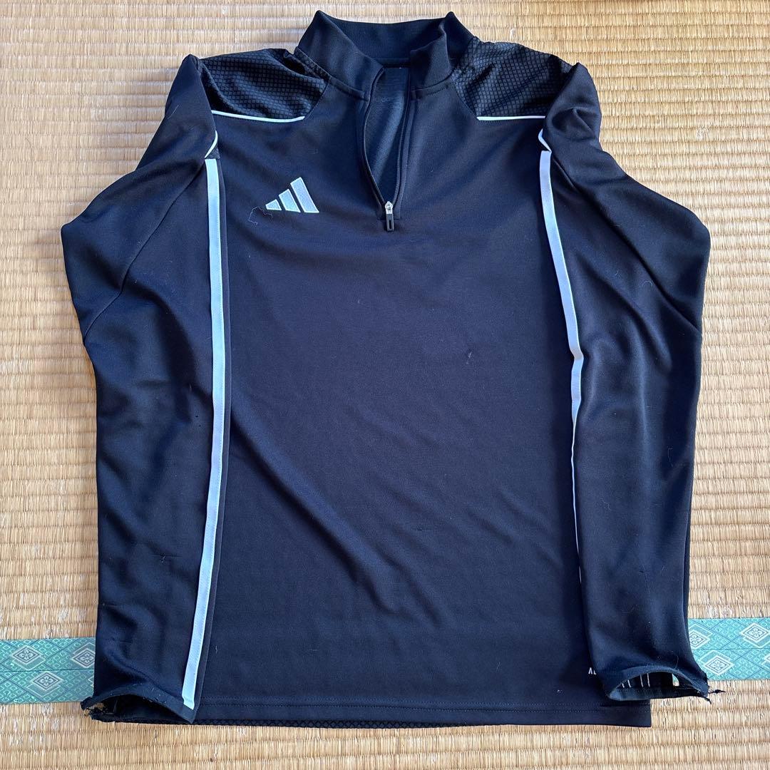 RKUサッカー部　トレーニングウェア2着