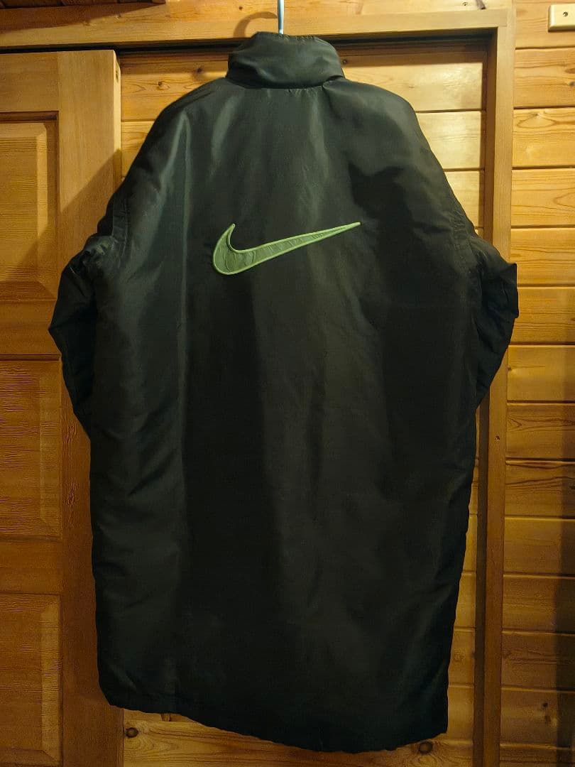 Nike ブラック グリーン ベンチコート Mサイズ
