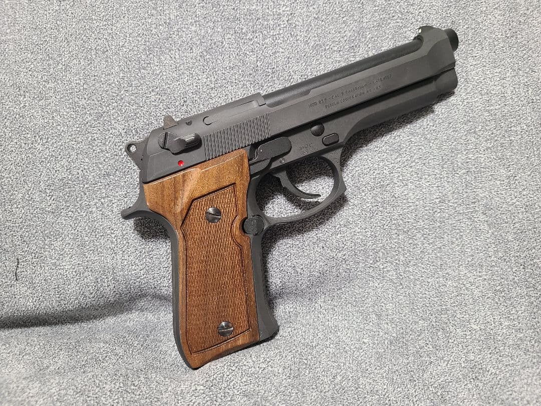 必見！美品！MGC ベレッタ92F 木製グリップ 固定スライド
