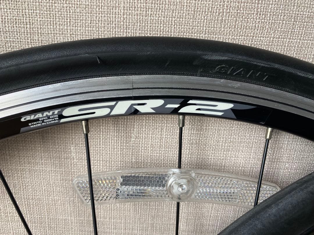 GIANT 700x25Cタイヤ ホイール、ホイールカバーセット