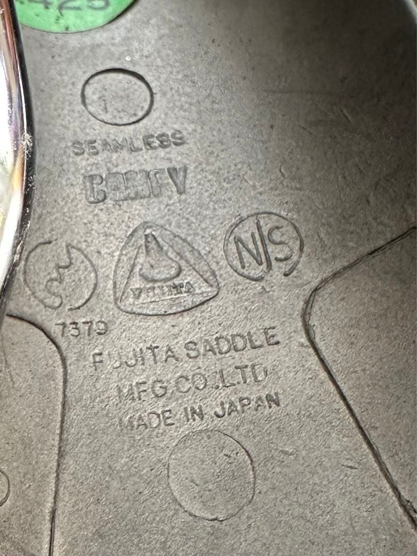 藤田 Fujita Conpy サドル NJS