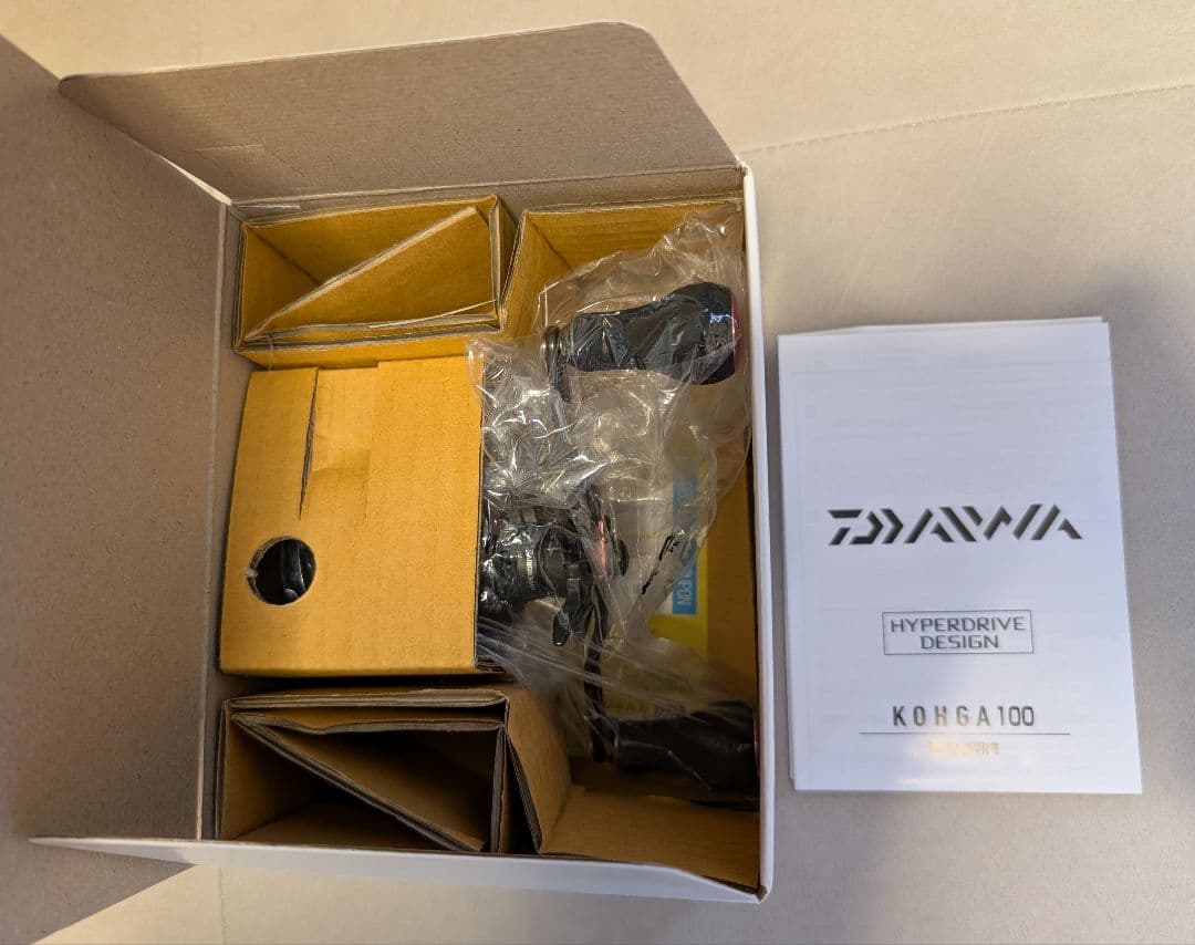 ⬛︎新品未使用品 ダイワ 紅牙 100L