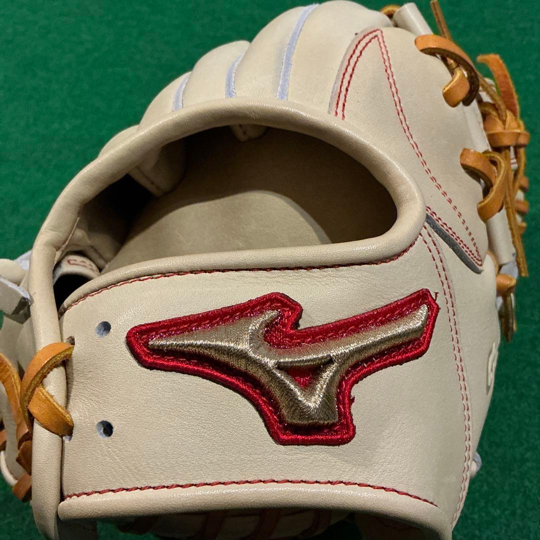 ミズノ　グローバルエリート　JAPAN 硬式　内野手　軽量　新品未使用