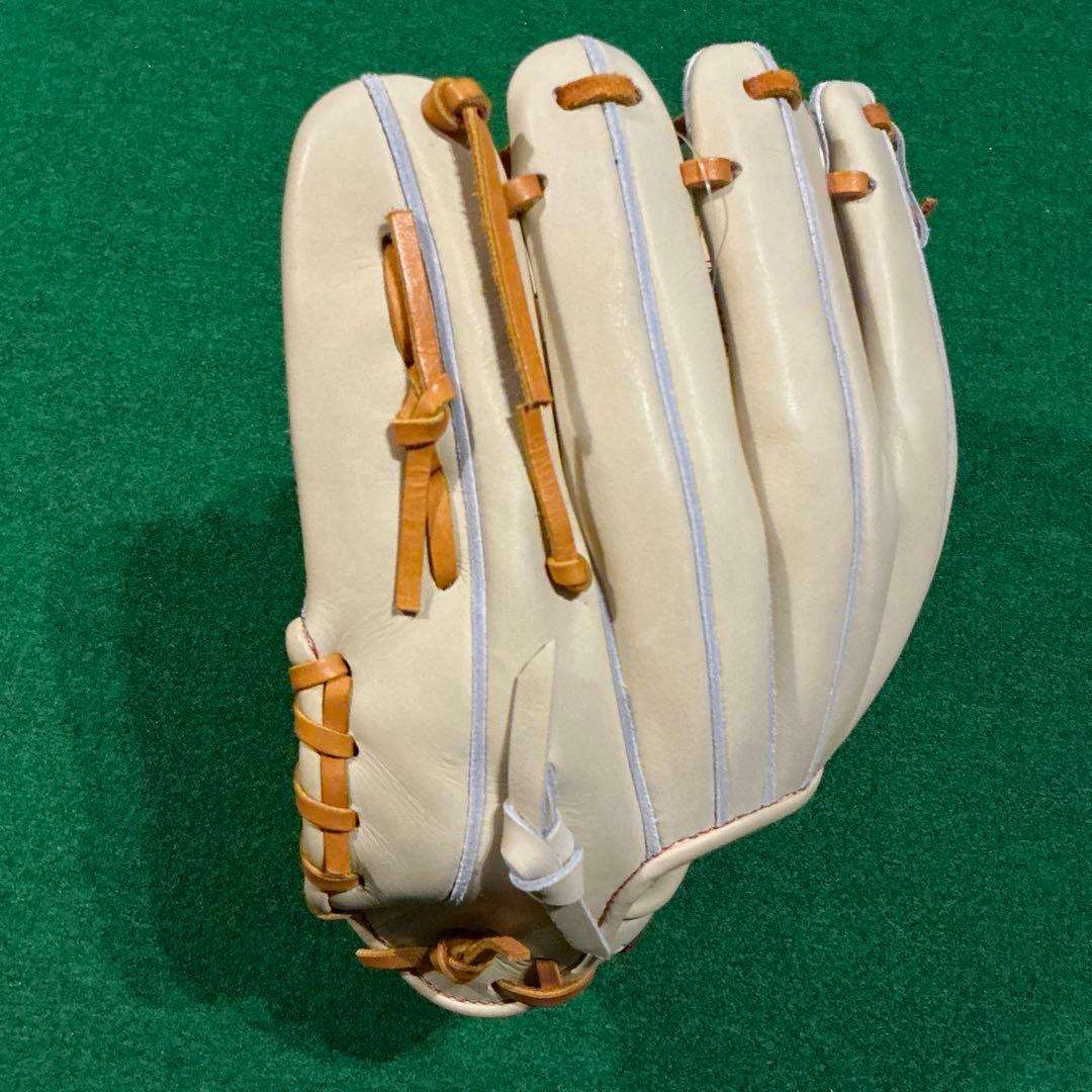 ミズノ　グローバルエリート　JAPAN 硬式　内野手　軽量　新品未使用