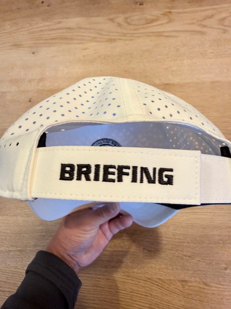 BRIEFING ホワイトキャップ