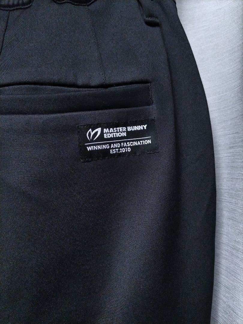 マスターバニー　ストレッチ　パンツ