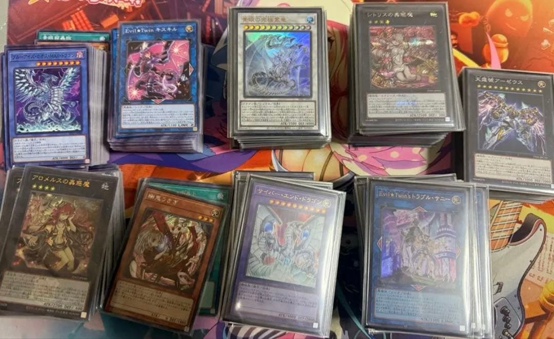 遊戯王 引退 まとめ売り蠱惑魔 25th青眼 など