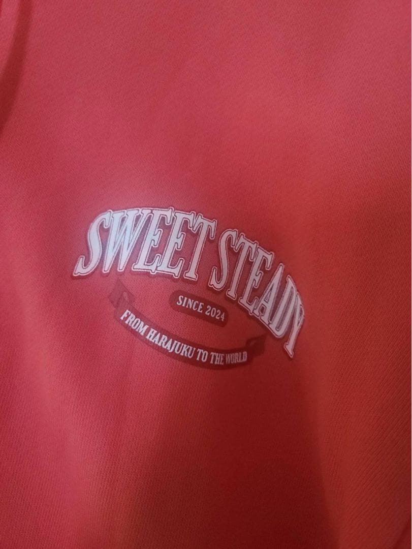 スイステ SWEET STEADY フーディーパーカー　赤 白石まゆみ 推しアピ