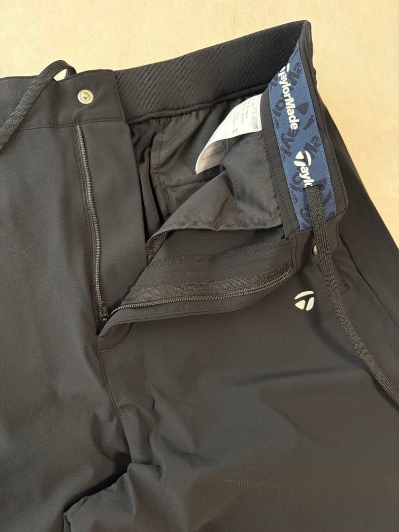 半額以下！ TaylorMade ゴルフ 春カーゴパンツ 新品未使用 L 黒