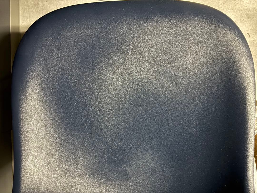 イームズプラスチックシェルサイドチェア Herman Miller X HAY