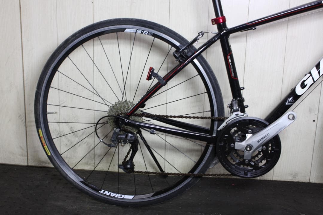 GIANT ESCAPE RX 700C アルミ 27速 430mm 黒色クロス
