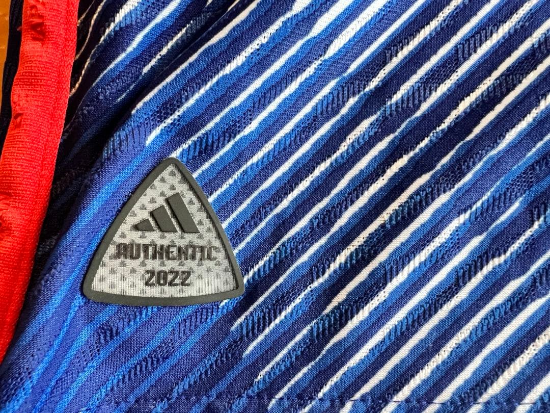 【正規品美品】伊東純也 #14 日本代表ユニW杯モデルadidas・3XLサイズ