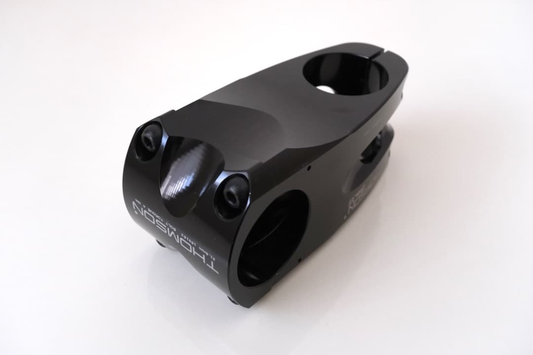 新品 未使用 送料無料 THOMSON トムソン ELITE X4 STEM