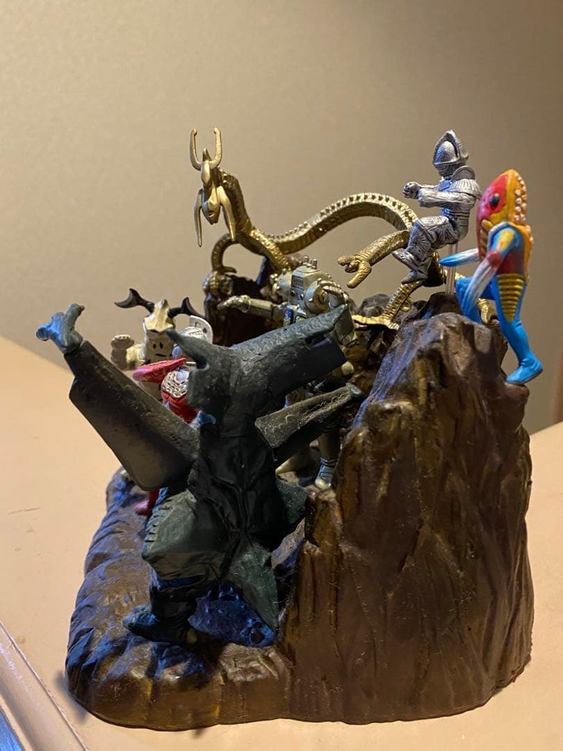 一番くじ　ウルトラセブン　ジオラマフィギュア賞