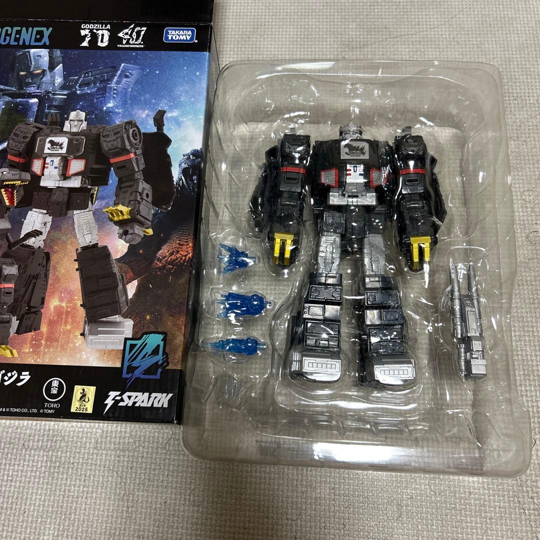 TRANSFORMERS メガトロンタイプゴジラ