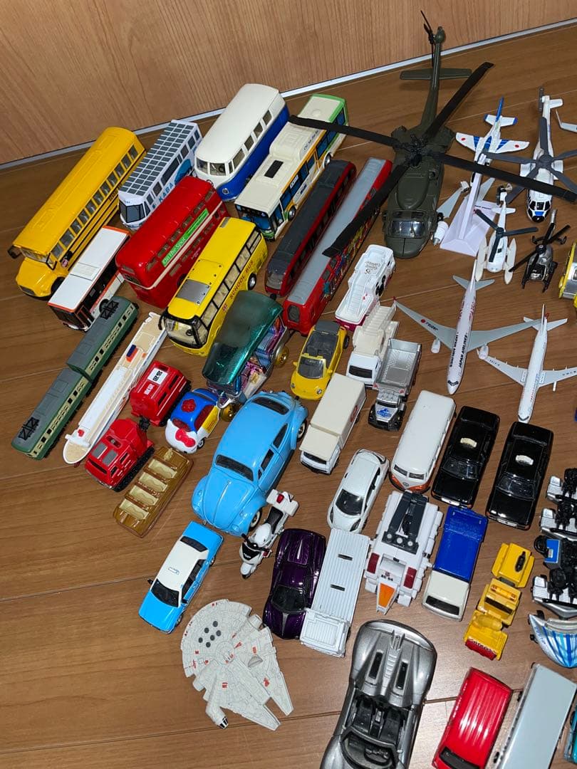 まとめ　80個以上　ミニカー　飛行機　電車　キーホルダー　プルバックカー