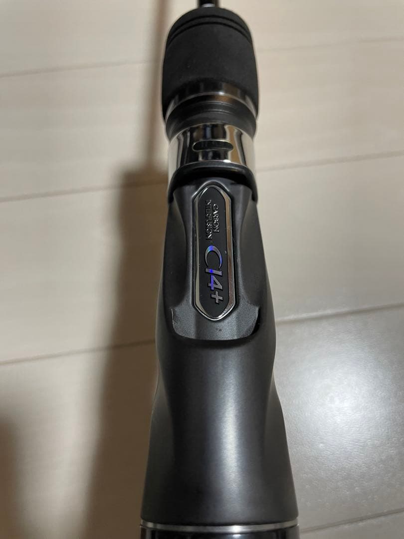オシアジガーフルベント B60-4 お買い得‼️