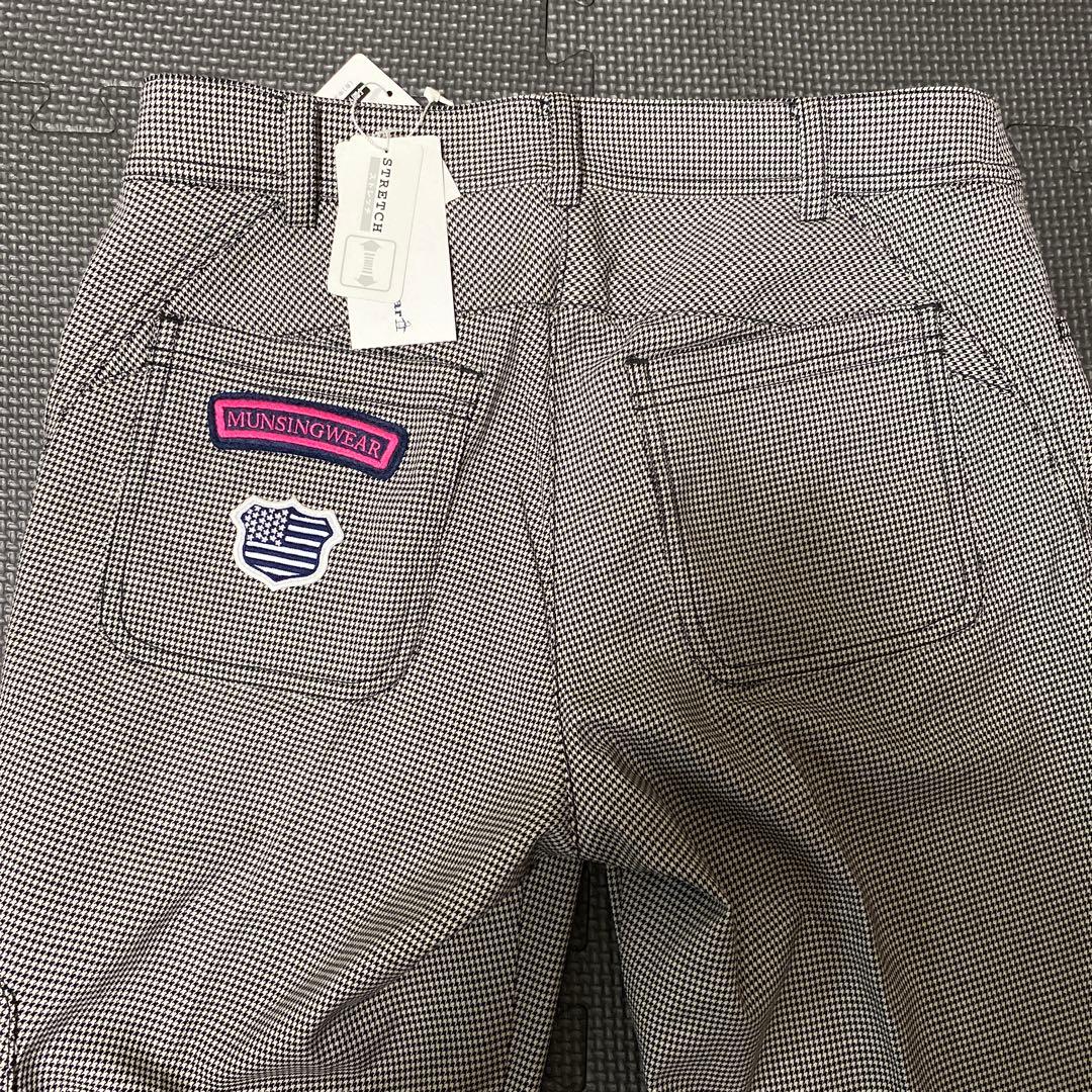 新品　マンシングウェア munsingwear パンツ　スラックス　千鳥柄