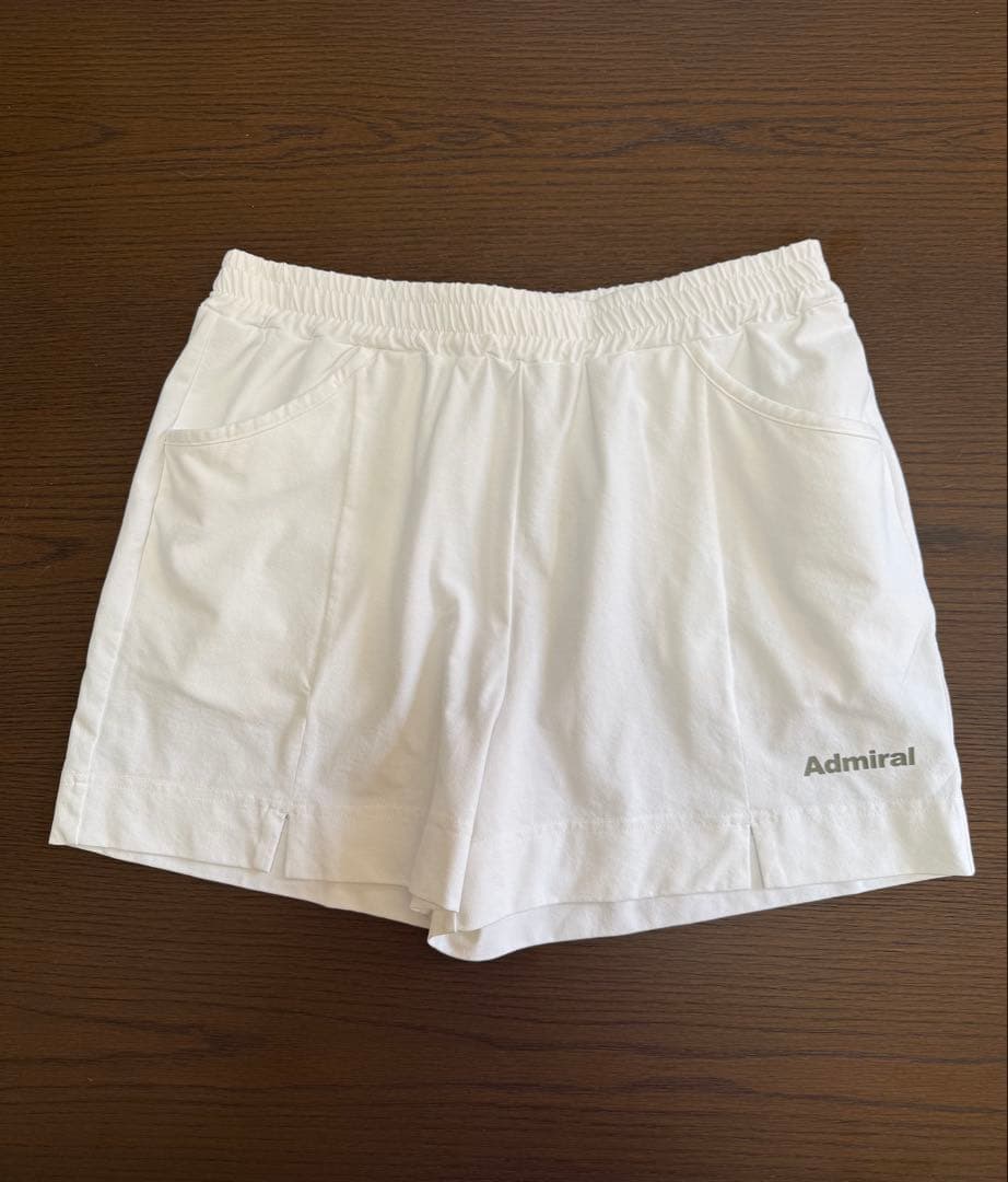新品未使用✨Admiralアドミラル ✨センタースリットショートパンツ