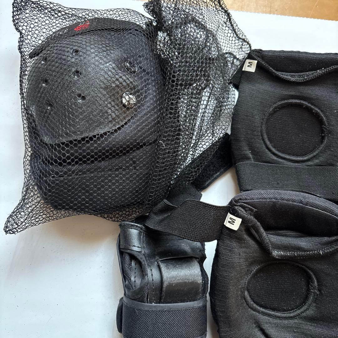 美品　BAYTTER プロテクター　M L 2セット　肘　膝　手首　スケボー等
