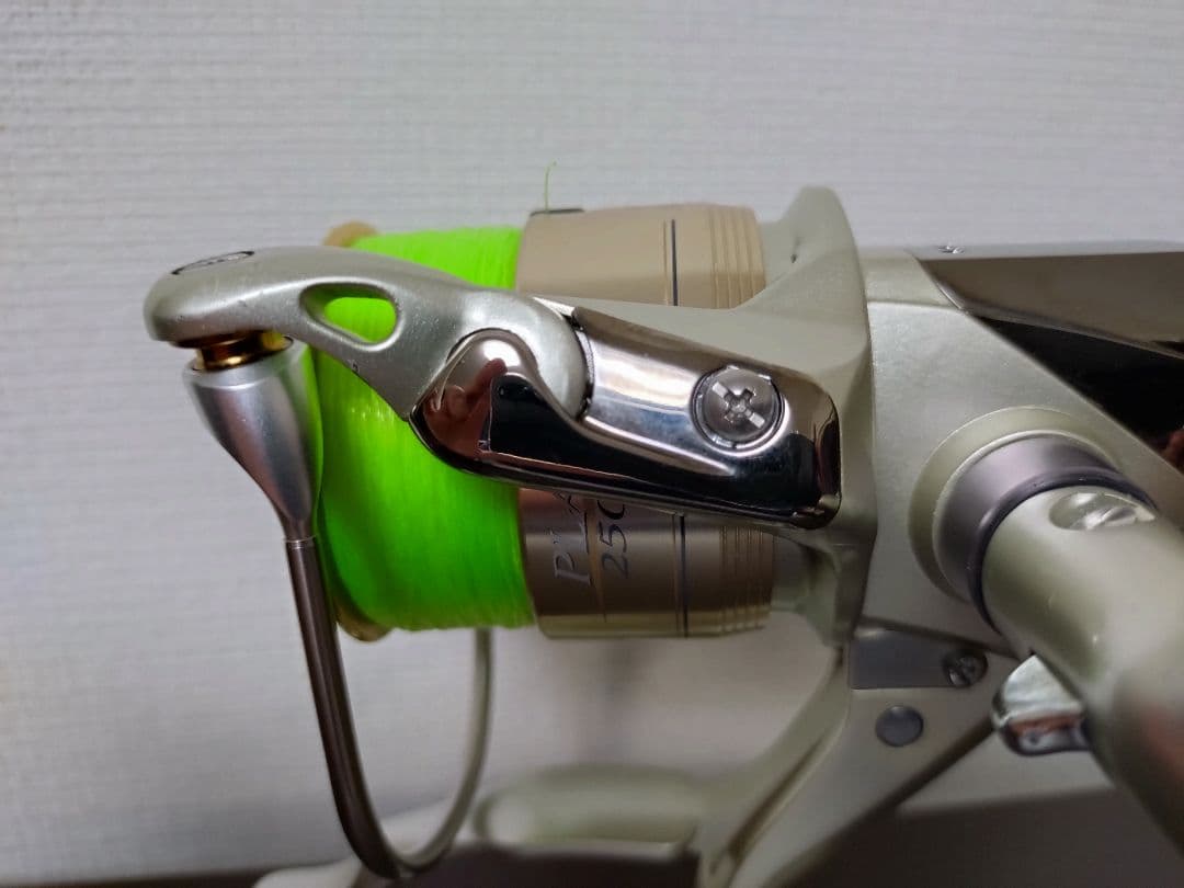 daiwaプレイソ2500LB レバーブレーキ付き