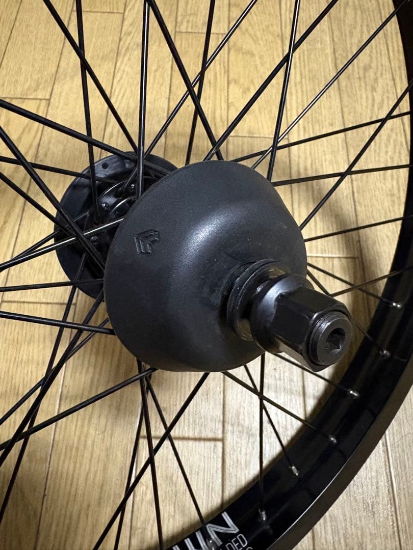 セール中ECLAT CORTEX EVO CASSETE LHD BMXホイール