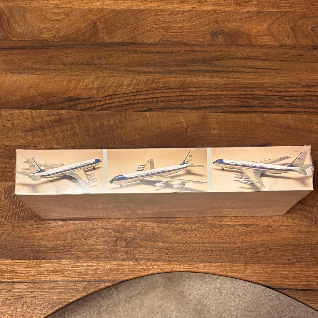 【MINICRAFT】1/144 AIR FORCE ONE VC-137C