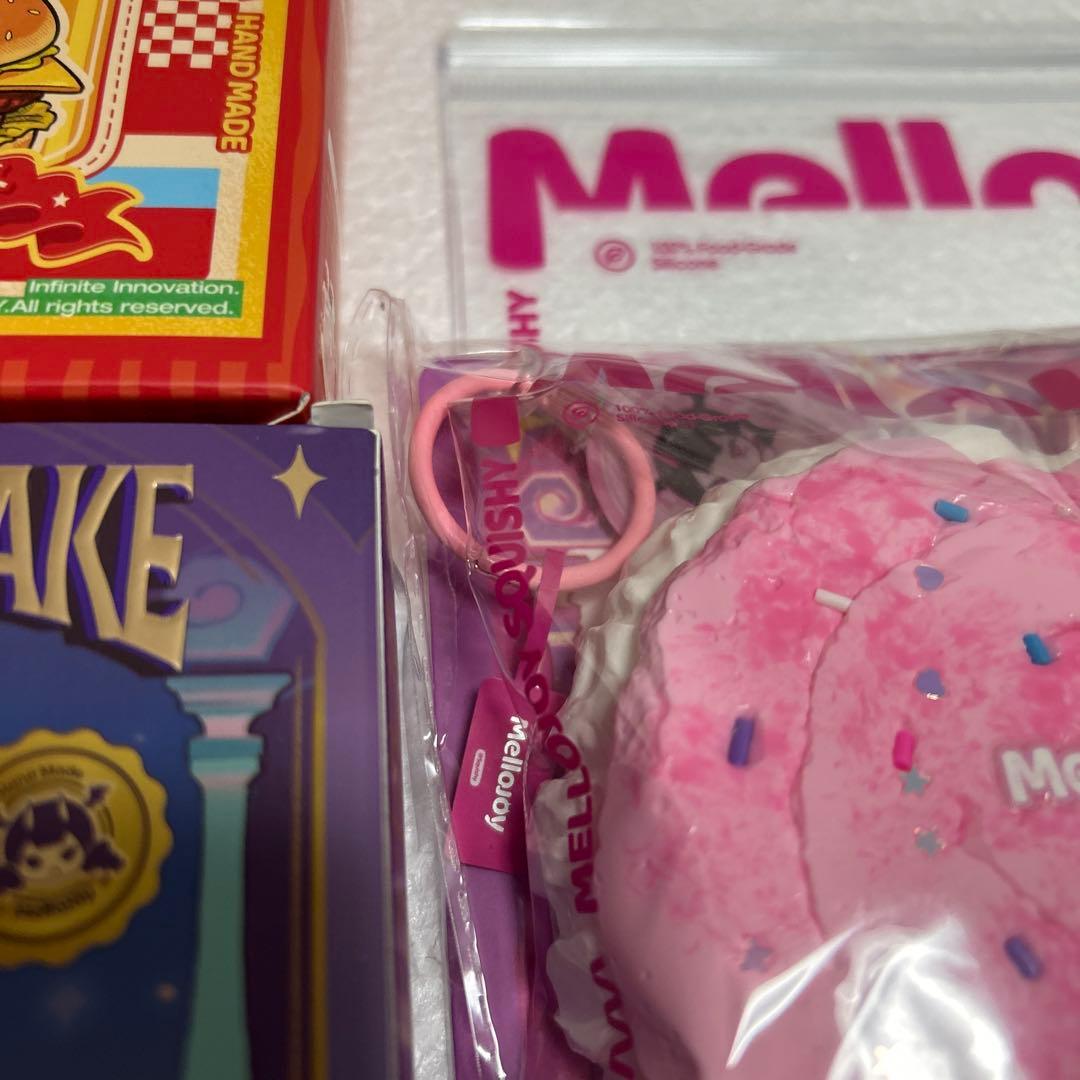 mellojoy メロジョイ　カップケーキか？　ハンバーガー