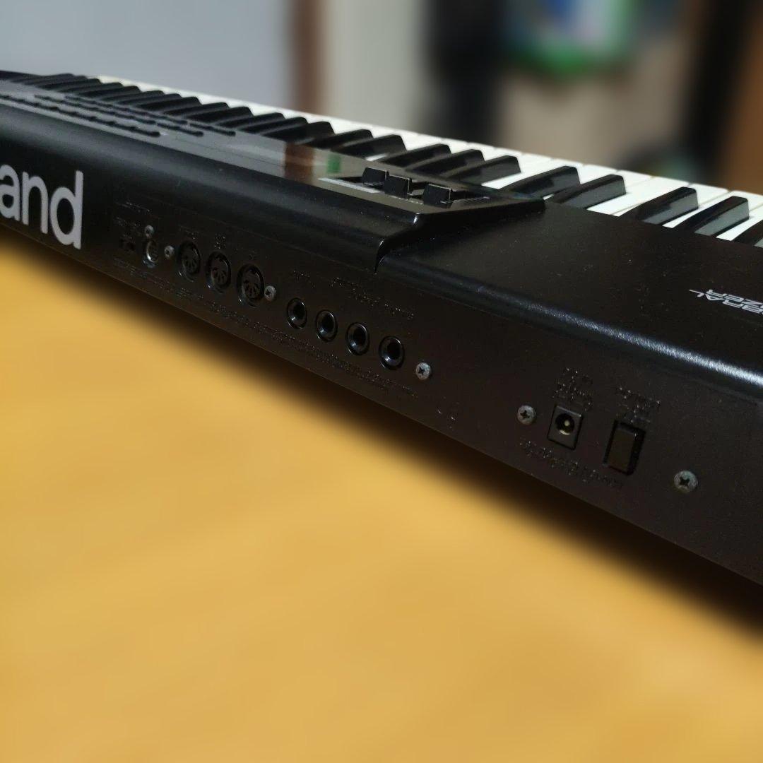 Roland XP-10 シンセサイザー　ローランド