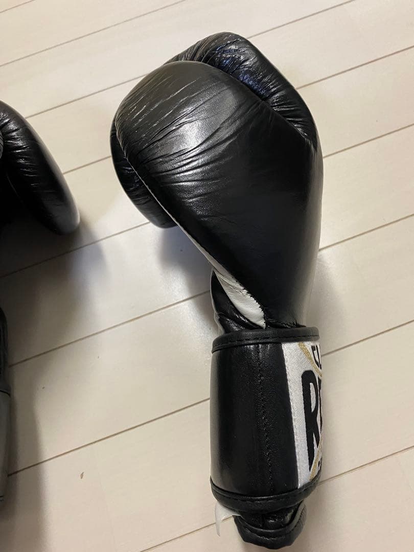 【美品】CLETO REYES ボクシンググローブ 10 oz ブラック