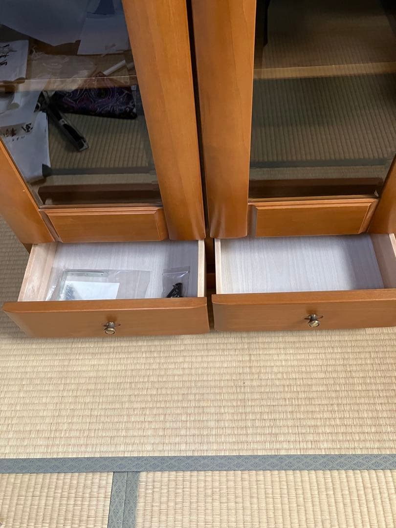 ガラス扉　キャビネット　モーブル　大川家具