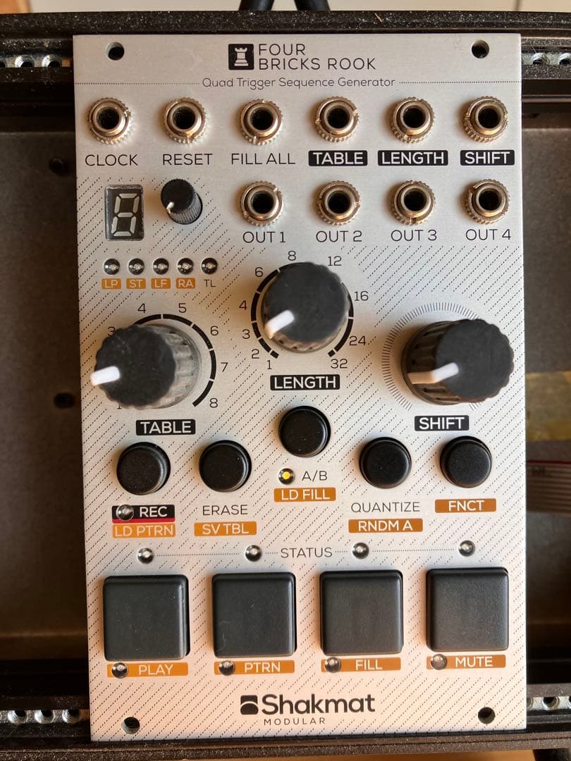 鍵盤楽器 Shakmat Modular Four Bricks Rook