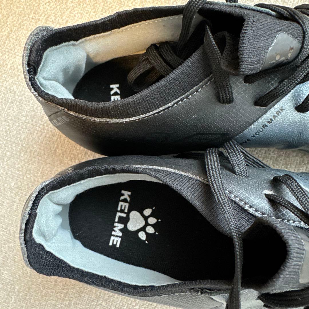美品 ケレメ KELME フットサル ZX8012105 26cm